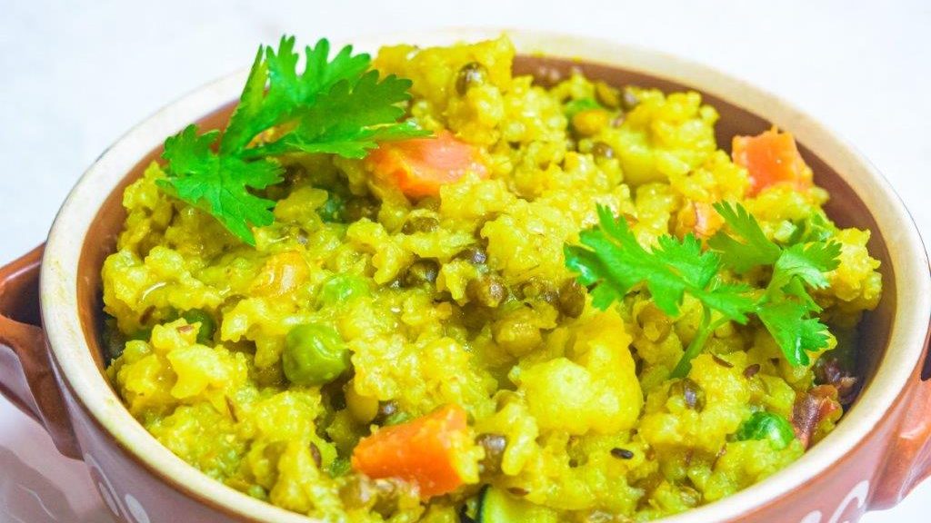 https://echo.santulan.in/wp-content/uploads/2022/02/Anna-Yoga-Khichadi-e1643775359507.jpg